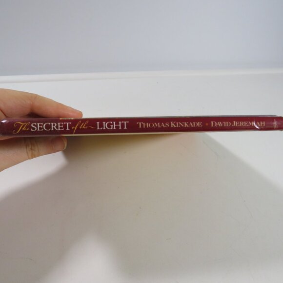 The Secret of the Light by Thomas Kinkade & David Jeremiah book RELIGIOUS - Picture 15 of 15